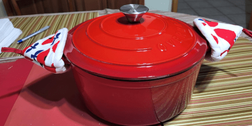 Cast Iron Bread Dutch Oven w/ Potholders Just $32 on Amazon – Perfect for Sourdough