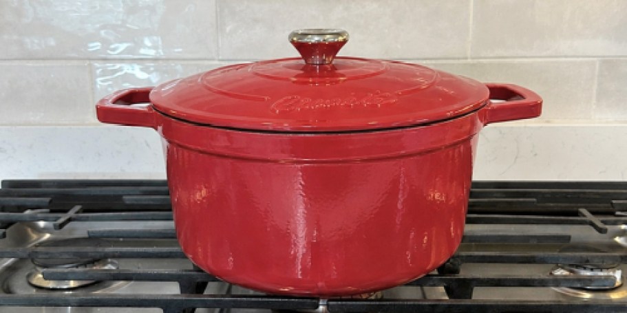 Cast Iron Dutch Oven w/ Potholders Just $19.79 Shipped on Amazon (Reg. $40)