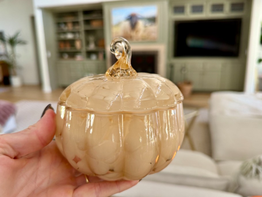 Walmart’s Pumpkin Candles Give Us Serious Anthro Vibes