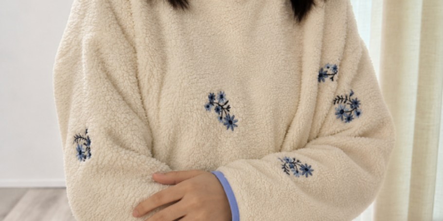 These Trendy Lands’ End Pullovers Are Only $19.98!
