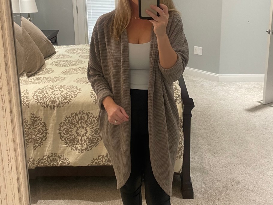 10 Best Amazon Fashion Deals | Trendy Sweaters Under $15 & More!