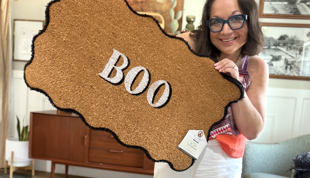 Grab My Texas House Halloween Decor on Walmart.com Before it Sells Out!