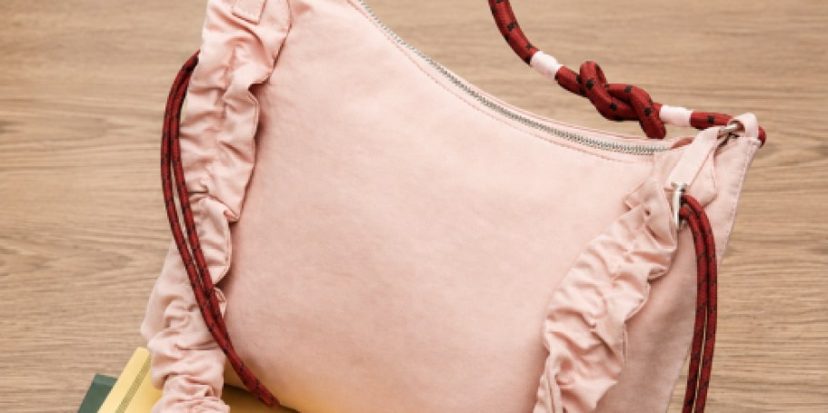 Walmart’s Scrunch-Strap Crossbody Totes Give lululemon Vibes for WAY Less