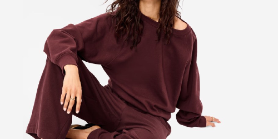 Old Navy Sweatshirts & Hoodies from $10 – Today Only!