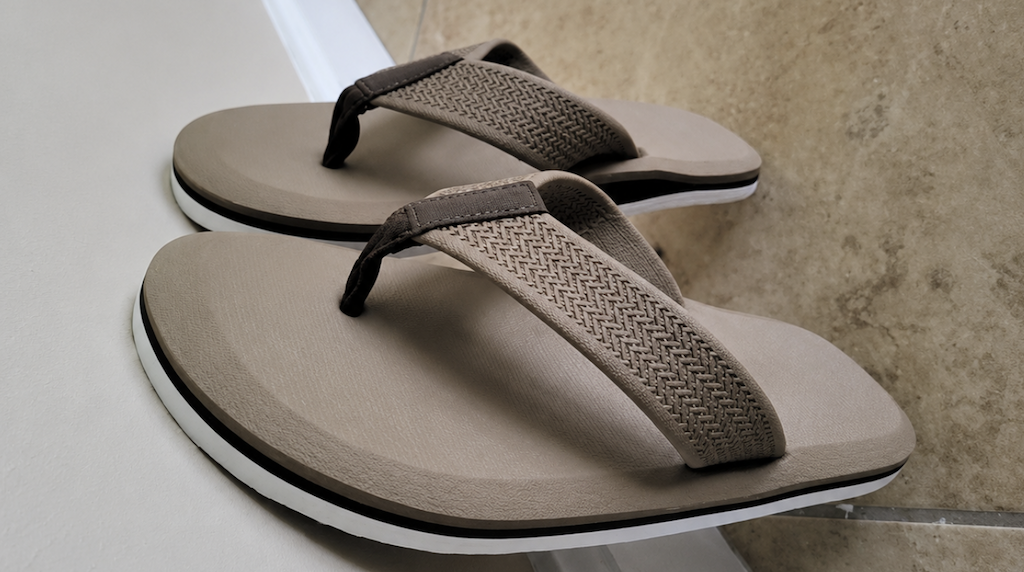 No Boundaries Men’s Flip Flops Just $3.59 on Walmart.com (Reg. $9)