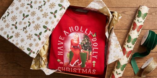 Make Christmas Jolly w/ This Cute Dolly Sweatshirt!
