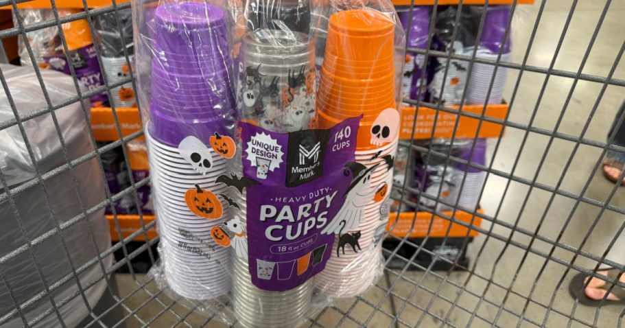 Get 140 Halloween Party Cups for UNDER $12 at Sam’s Club!