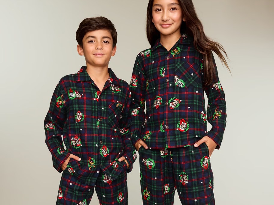 Old Navy x Disney Holiday Family Pajamas