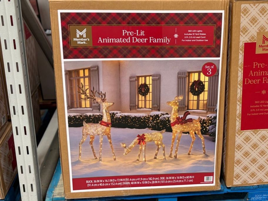 Sam's Club Members Mark Animated Deer Family