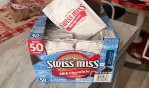 Price Drop: Swiss Miss Hot Chocolate 50-Pack JUST $6 Shipped on Amazon