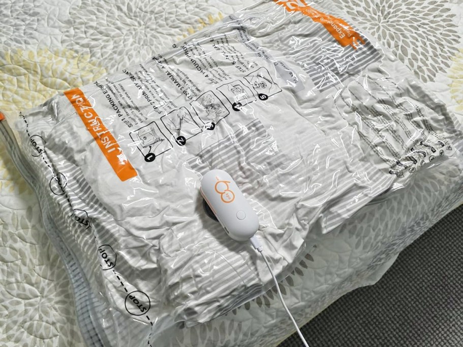 Vacuum Storage Bags 10-Pack w/ Pump Just $9.99 on Amazon (Great for Travel)