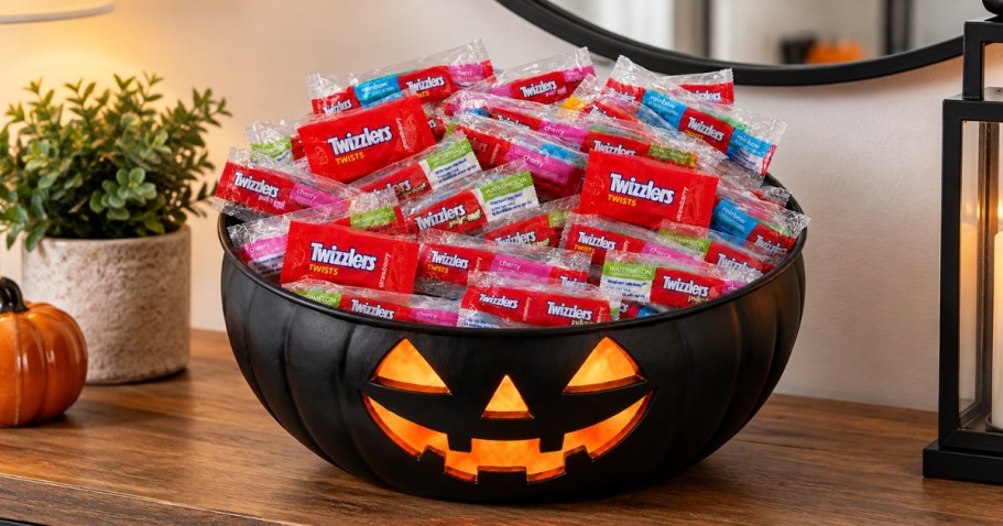 5 Pounds of Halloween Candy Just $19.99 Shipped (Selling Out FAST!)