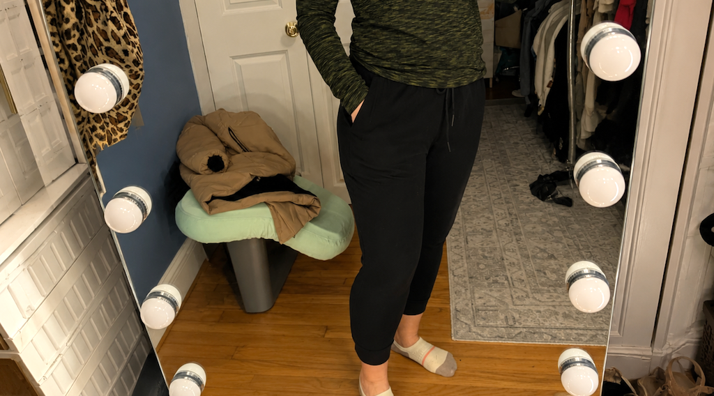 women's capri joggers 