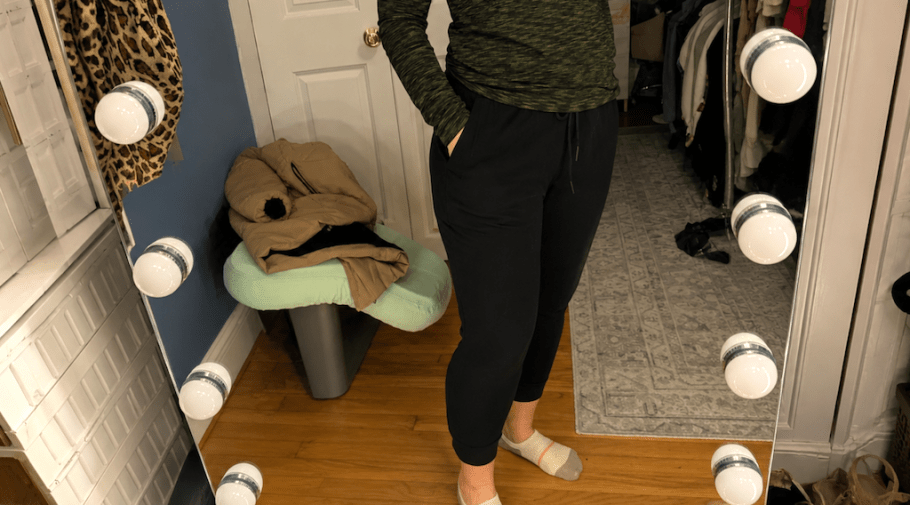 Last Chance! Women’s Capri Joggers Just $5.49 on Amazon (Reg. $10)