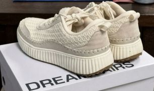 Dream Pairs Women’s Platform Sneakers Just $18.74 on Amazon (Reg. $30)