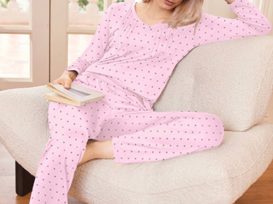 Women’s Comfy Lounge Sets from $10 Each on Amazon