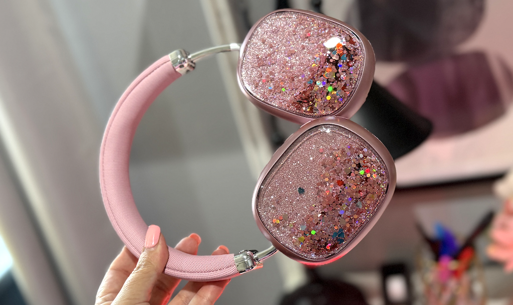 The Ultimate Gift Guide for Anyone Who LOVES a Little Sparkle