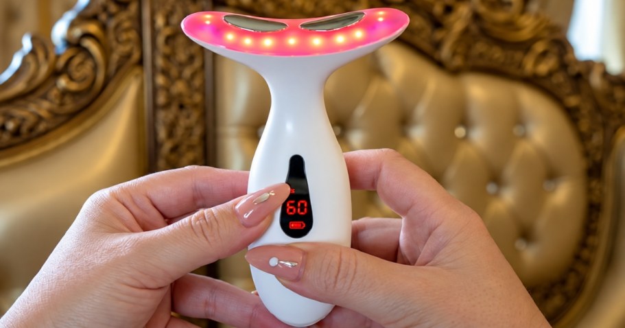 Red Light Facial Massager Only $6.99 on Amazon (Reg. $14)