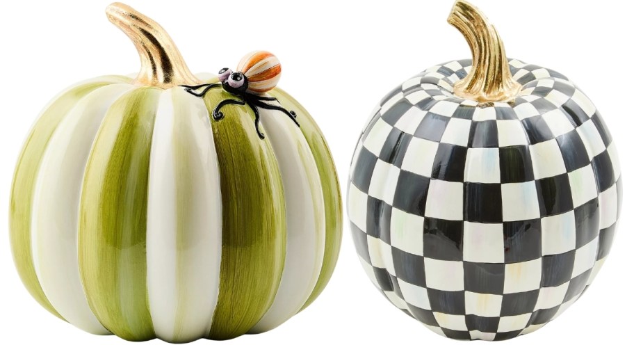 2 figural pumkins