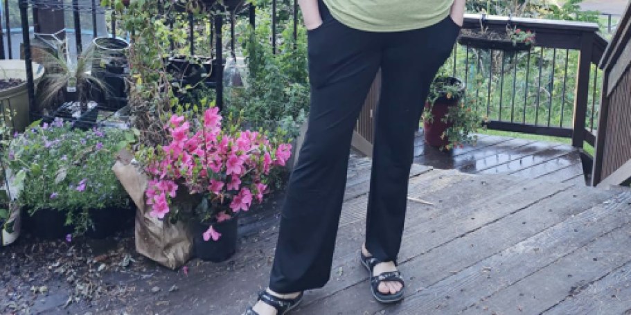 Women’s Flared Yoga Pants w/ Pockets Only $4.99 on Amazon