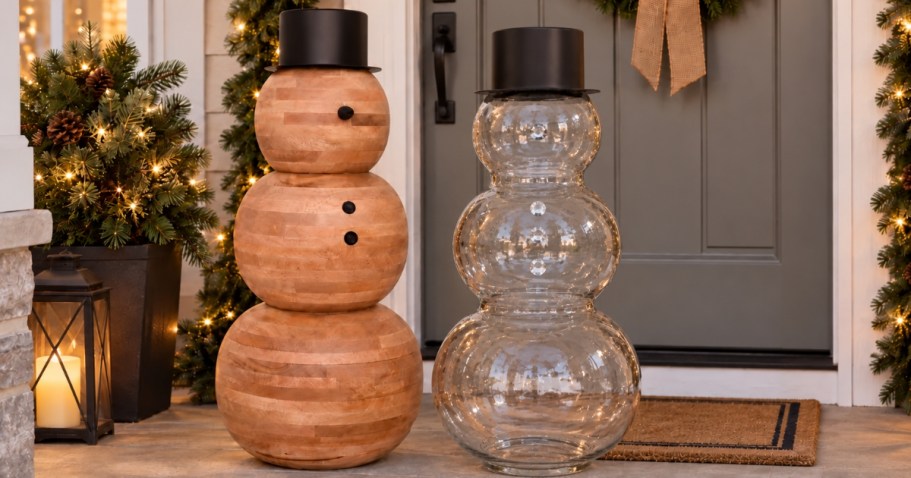 Walmart Just Dropped These GIANT Snowmen for Christmas (Look Designer!)