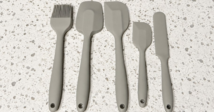 Amazon Basics Silicone 5-Piece Spatula Set Only $6.64 Shipped for Prime Members
