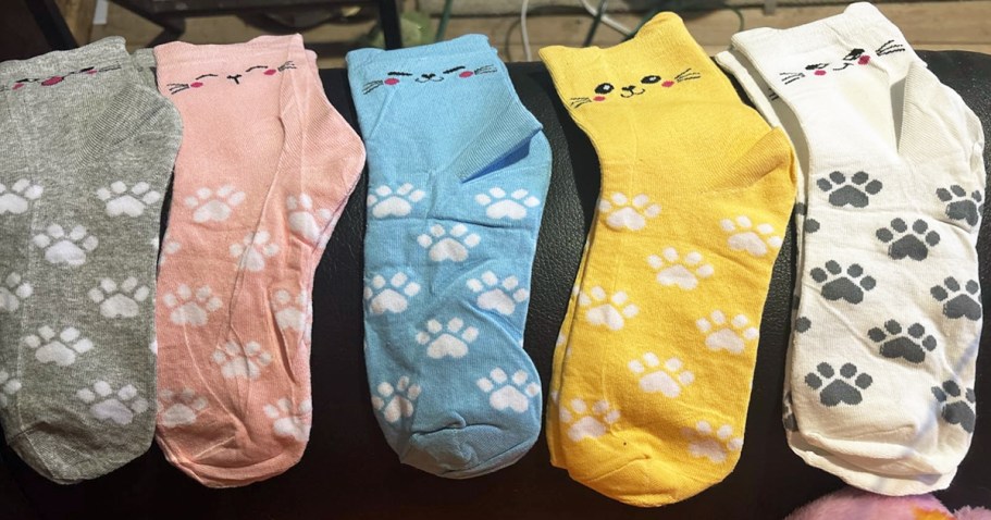 Women’s Wool-Blend Socks 7-Pack Only $6.49 on Amazon