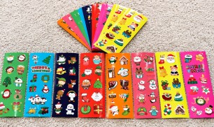 Kids Christmas Stickers 400-Count Set Only $2.99 on Amazon
