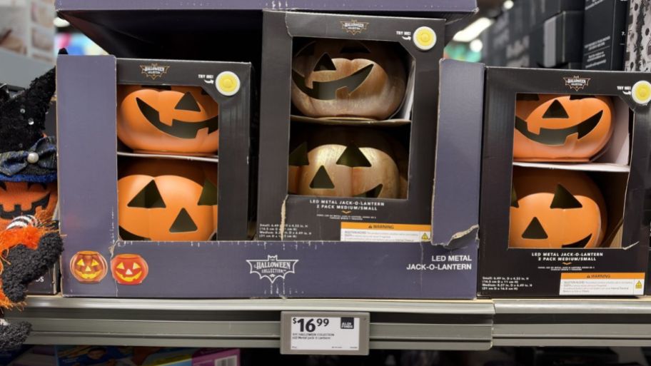 Halloween Jack lantern on display