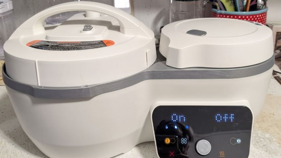 Instant pot multicooker on top of the table