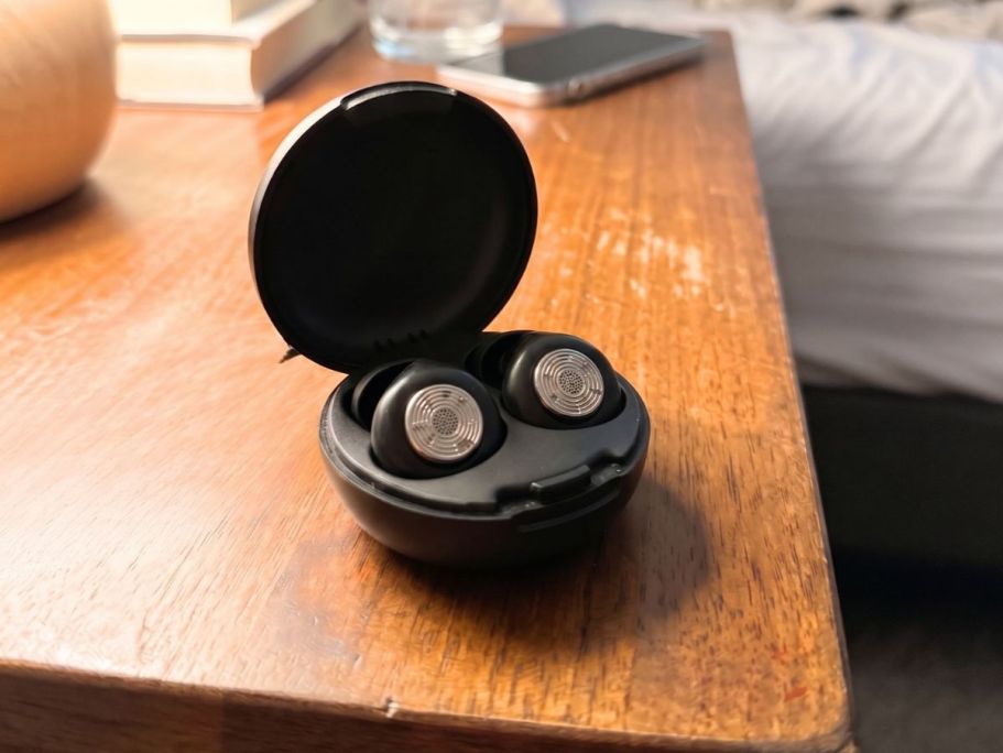 Reusable Ear Plugs w/ Case Only $7.99 on Amazon (Perfect for Sleeping & Studying)