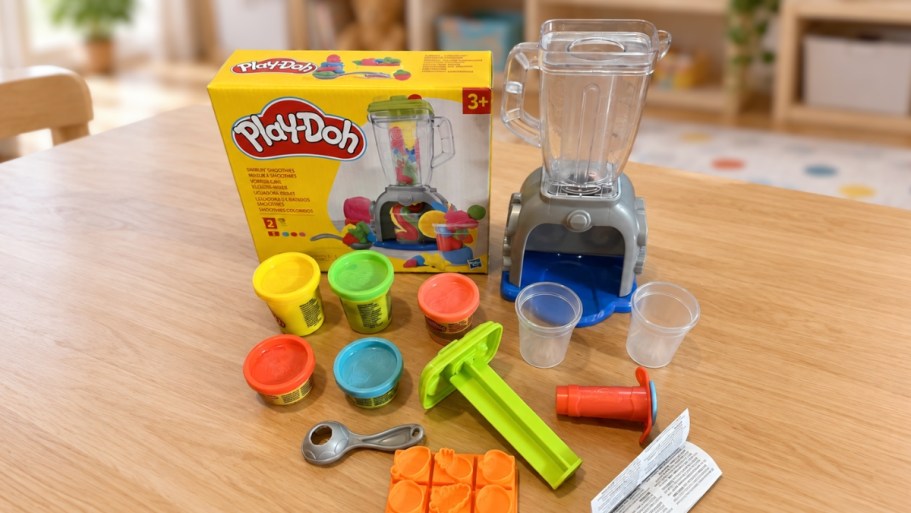 Play-Doh Swirlin’ Smoothies Blender Just $5.68 on Amazon (Reg. $10)