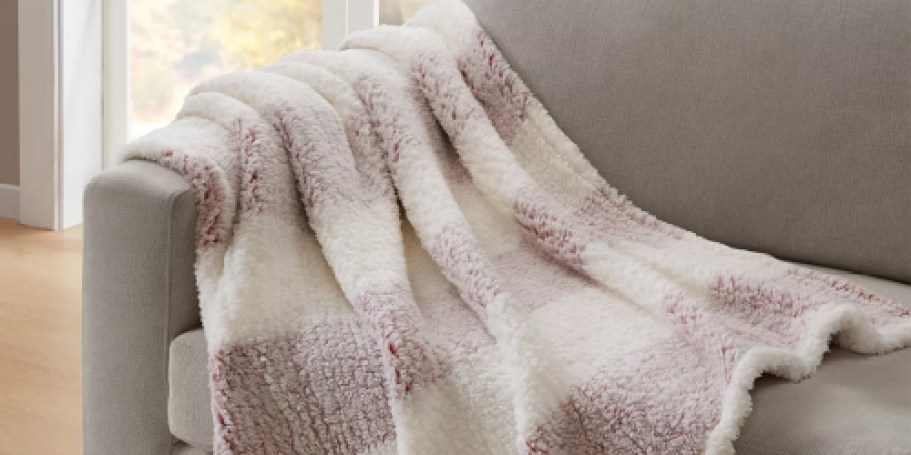 Macy’s Throw Blankets from $9.99 | Perfect for Cozy Nights & Holiday Gifts!