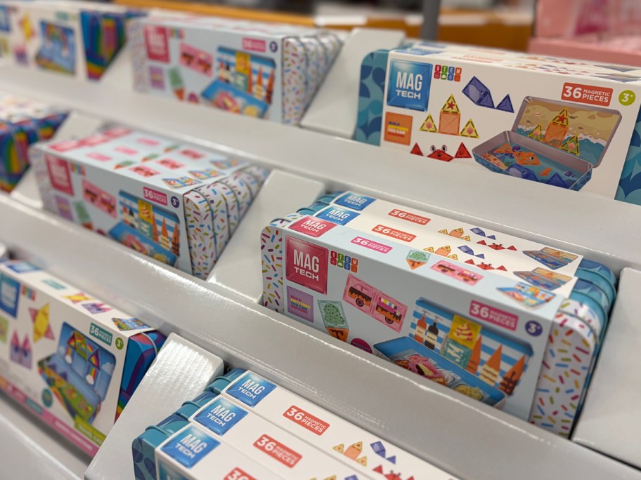 RMS Magnetic Travel Tins