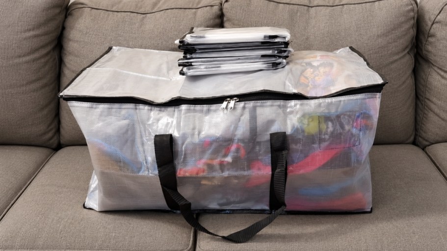 Extra Large Moving Storage Bags 6-Pack Only $14.99 on Amazon (Reg. $30)