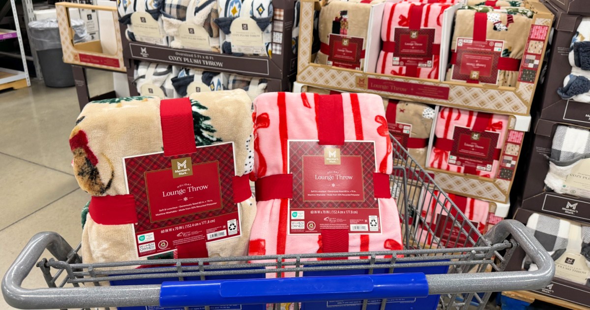 Sam&rsquo;s Club Holiday Throw Blankets Just $10.88 (Ready to Gift!)