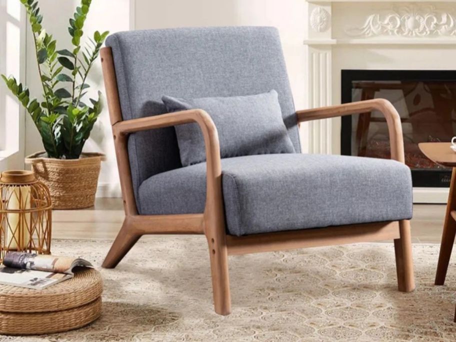 Sand & Stable Hertford Upholstered Accent Chair in living room
