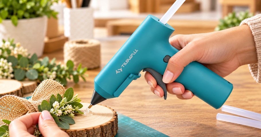 Cordless Hot Glue Gun w/ 20 Glue Sticks Only $12.99 on Amazon (Reg. $20)