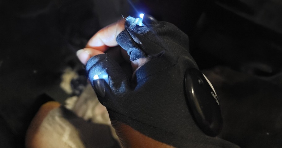 Flashlight Gloves Only $5.99 on Amazon (Reg. $17) | Practical Gift Idea!