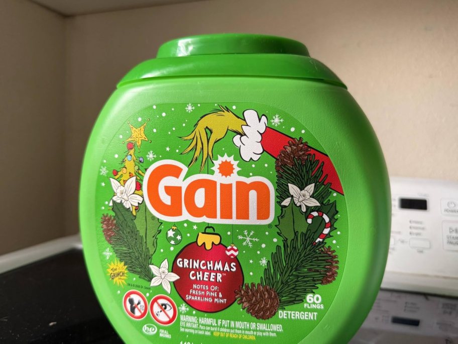 Grinchmas Cheer Gain Flings 60-Pack Just $12.74 on Amazon | 10K Sold Last Month