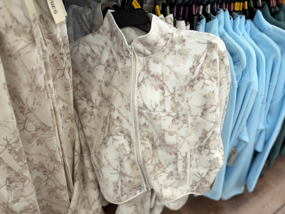 6 Walmart Fashion Faves to Grab Before They Sell Out