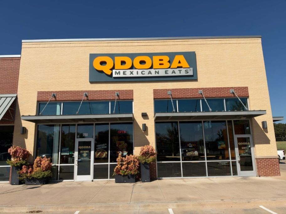 qdoba restaurant building