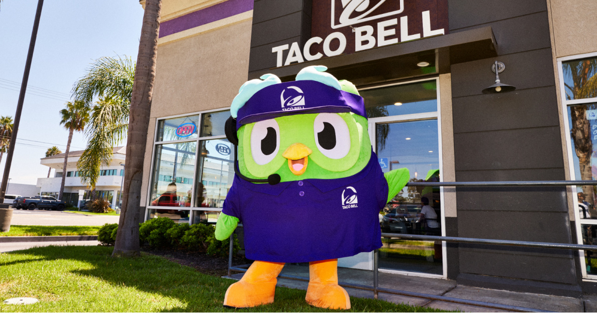 Taco Bell Is Giving Away FREE Duolingo Plushies TODAY at 2PM PT!