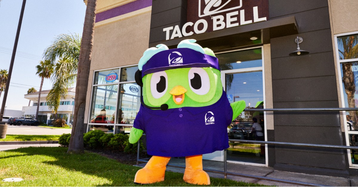 Taco Bell Is Giving Away FREE Duolingo Plushies TODAY at 2PM PT!