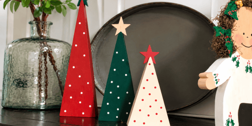 Wooden Christmas Tree Decor 3-Pack Just $7.99 on Amazon